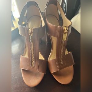 Women's Berkley T-Strap Platform Dress Sandals